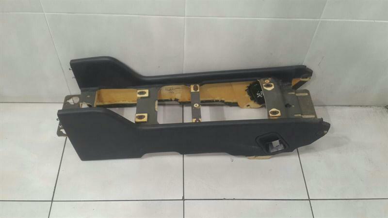 Bentley Continental GT, GTC, Flying Spur Console BENTLEY CONTINENTAL GT Rear Console 3W8863456A ...