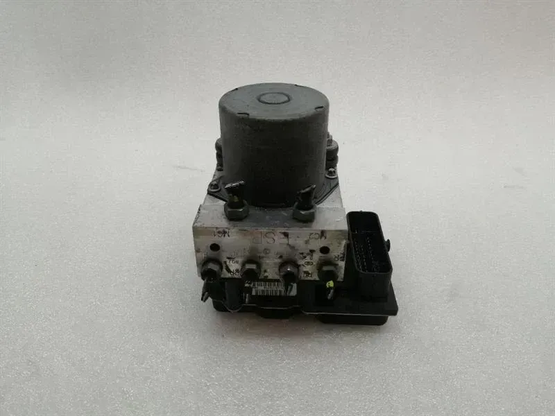 Bentley Continental GT, GTC, Flying Spur BENTLEY CONTINENTAL FLYING TRACK A.B.S Pump 3W0614511B ABS Pump HYDRAULIC BLOCK Body type: Saloon
Fuel: Petrol