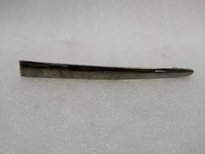 Bentley Continental GT, GTC, Flying Spur Bentley Continental Flying Spur FLH Bumper Molding 3W5807811B Strip Front Left Body type: Saloon
Fuel: Petrol