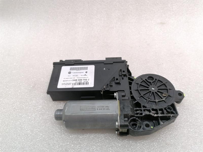 Bentley Continental GT, GTC, Flying Spur Door Window Motor Bentley Continental GT FRH Door Window Motor 3W...