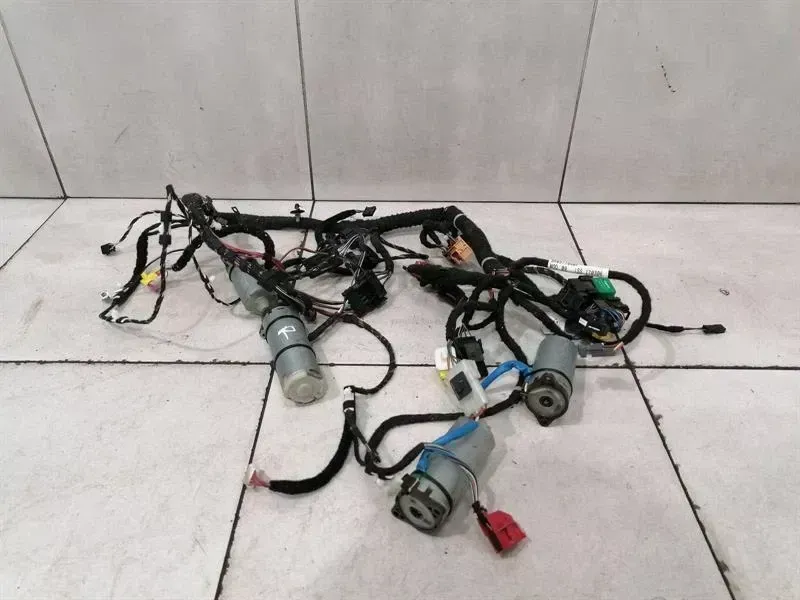 Bentley Continental GT, GTC, Flying Spur Wiring Loom BENTLEY CONTINENTAL GT Right Seat Wiring with M...