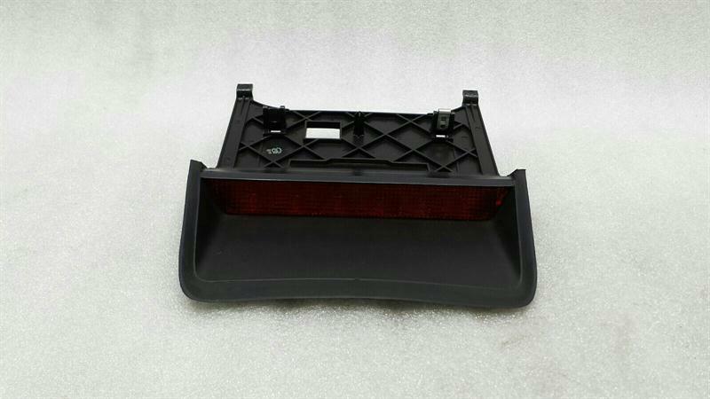 Dodge Challenger Dodge Challenger SRT Stop Light 05028782AD Brake Light 3rd Body type: Coupe
Fuel: Petrol