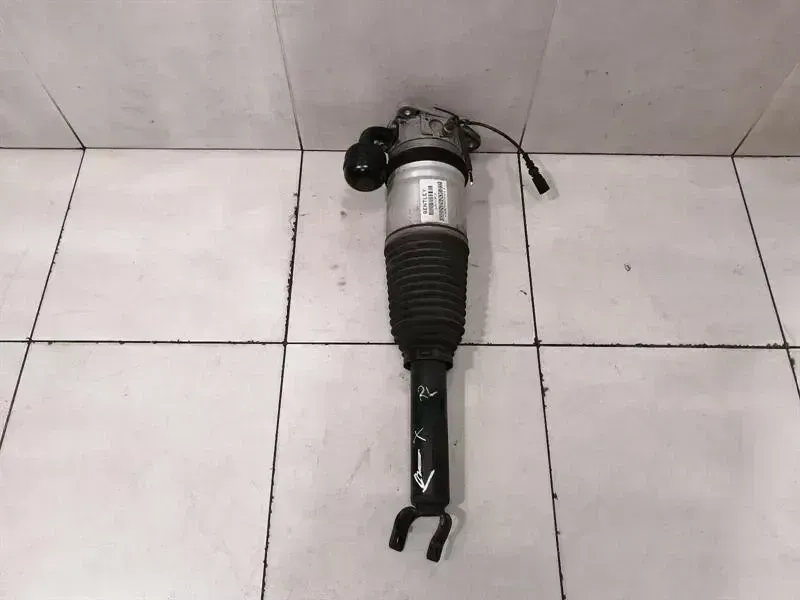 Bentley Continental GT, GTC, Flying Spur Bentley Continental Flying Spur Shock Absorber Rear 3W5616001C Shock Absorber Body type: Saloon
Fuel: Petrol