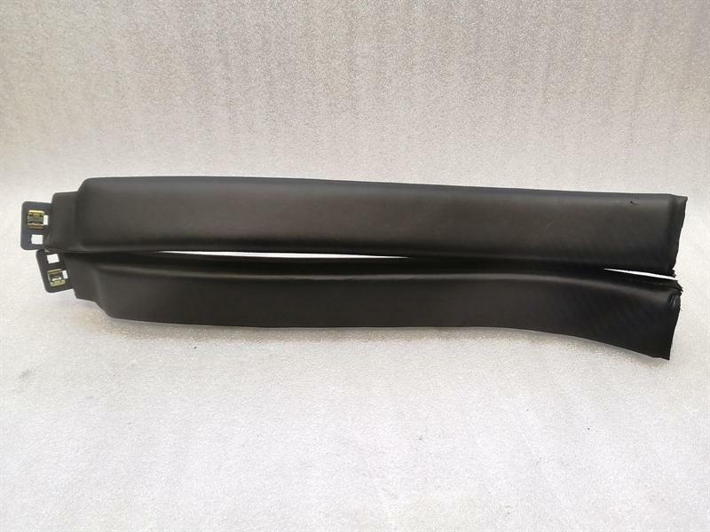 Bentley Continental GT, GTC, Flying Spur BENTLEY FLYING TRACK D-Post Cover Set 3W5868825B Leather Trim D-Pillar Set Body type: Saloon
Fuel: Petrol
