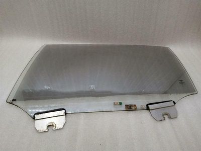 Стекло задней левой двери BENTLEY FLYING TRACK 3W5845025. Окно задней левой двери.