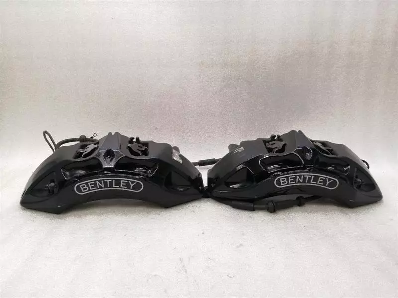 Bentley Continental GT 2024-... Bentley Bentayga W12 Front Brake Caliper Set 4M0615107AQ Brake Caliper Set 400MM