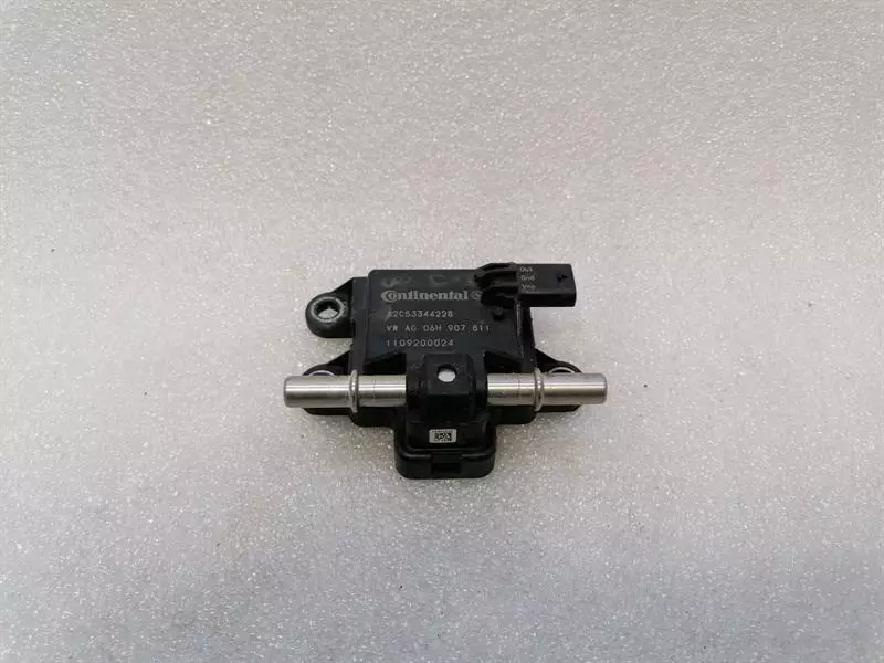 Bentley Continental GT, GTC, Flying Spur Sensor Bentley Continental GT W12 Sensor 06H907811 Tra...