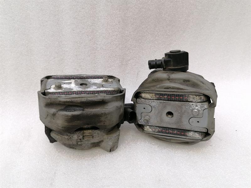 Bentley Continental GT 2024-... Bentley Continental GT W12 Engine Mount Set 3W0199381 Engine Holder Set