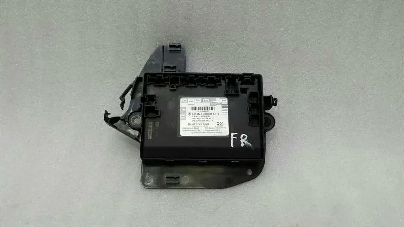 Mercedes S-Class W221 FRH door module A2218704693 door control unit front right