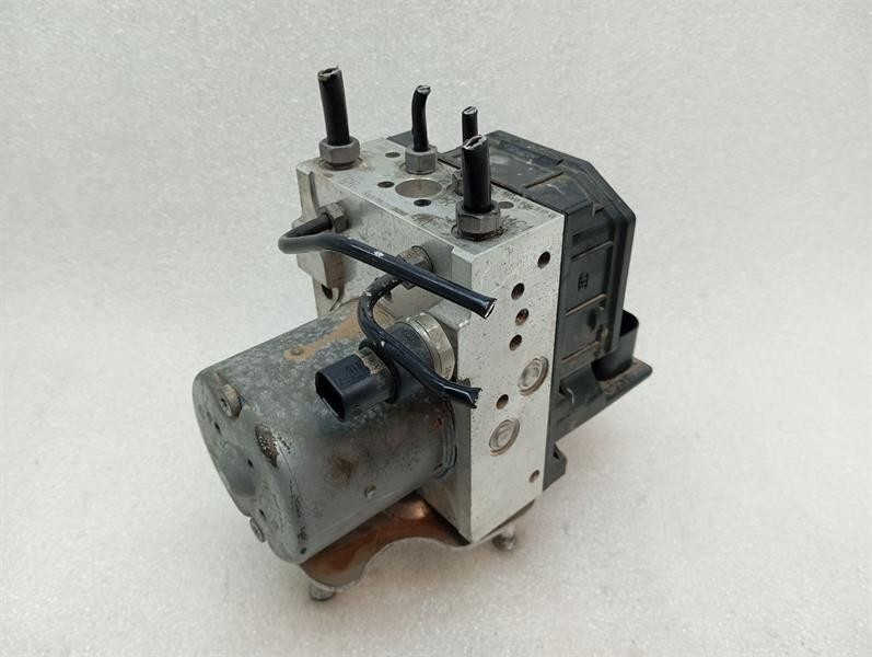 Bentley Continental GT, GTC, Flying Spur BENTLEY CONTINENTAL GT W12 A.B.S Pump 3W0614517D FAULTY ABS Pump HYDRAULIC BLOCK Body type: Coupe
Fuel: Petrol
