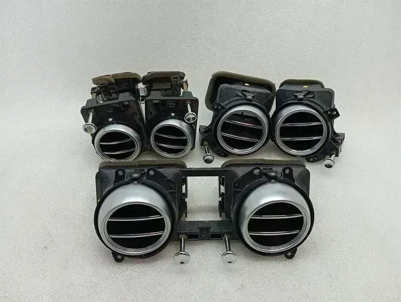 Bentley Continental GT, GTC, Flying Spur Air vent Bentley Continental GT W12 air vent 3W0819359 s...