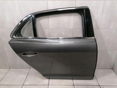 BENTLEY FLYING TRACK MK2 13-19 labās aizmugurējās durvis 4W0833056B durvis aizmugurē labās
