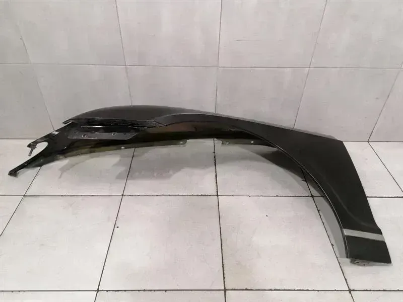 Bentley Continental GT, GTC, Flying Spur BENTLEY FLYING SPUR Left Wing 3W5821021M Front Left Fender METAL Body type: Saloon
Fuel: Petrol
