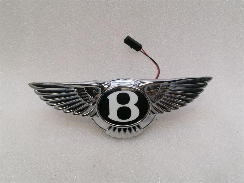 Bentley Continental GT, GTC, Flying Spur BENTLEY CONTINENTAL FLYING TRACK Boat Switch 3W0962103 Switch Tailgate Body type: Saloon
Fuel: Petrol