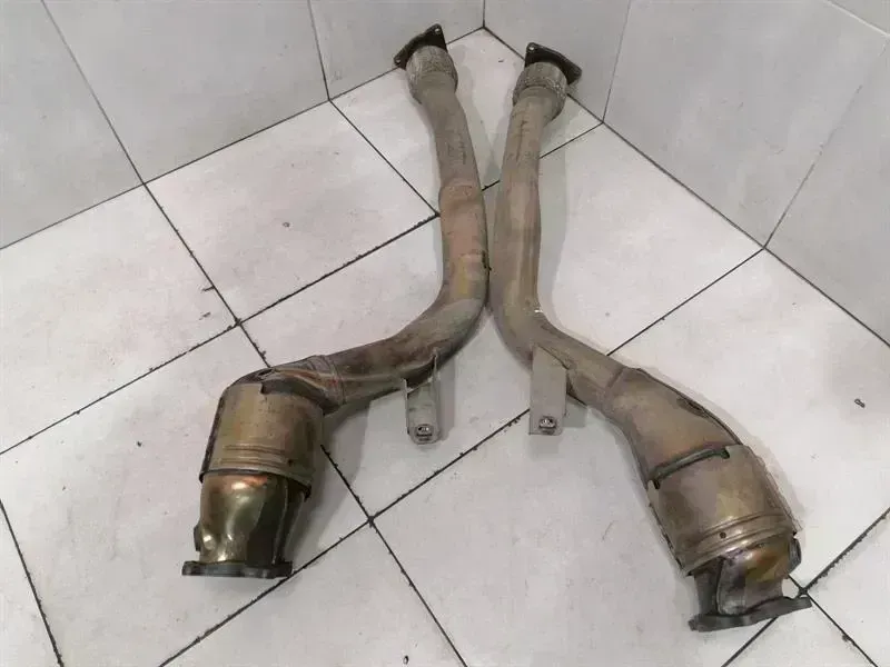 Bentley Continental GT, GTC, Flying Spur BENTLEY FLYING TRACK Catalytic Converter Set 3W0253059C Catalyst W12 Set 6.0 Body type: Saloon
Fuel: Petrol