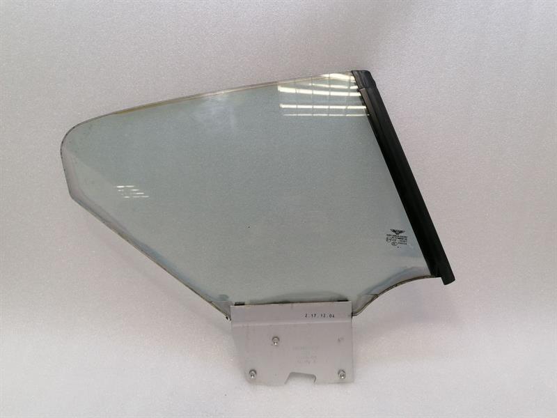 Bentley Continental GT, GTC, Flying Spur Right Rear 1/4 Glass Bentley Continental GT Right Rear Quarter Glass...