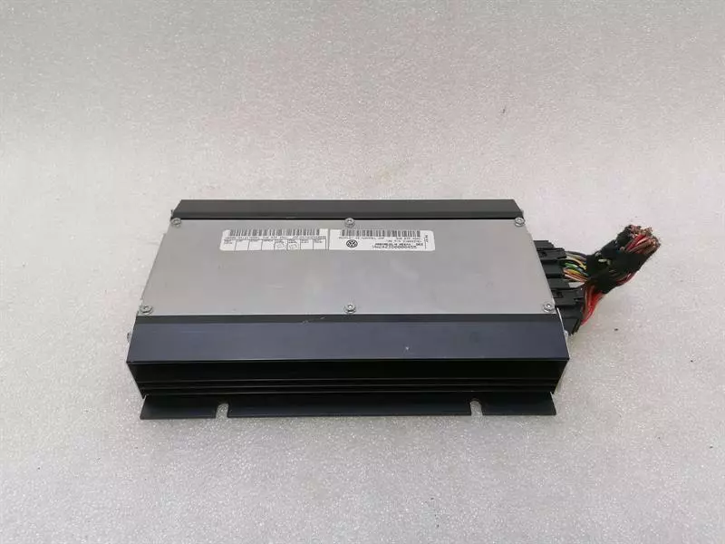 Bentley Continental GT, GTC, Flying Spur Amplifier Bentley Continental GT W12 Amplifier 3W0035456C...