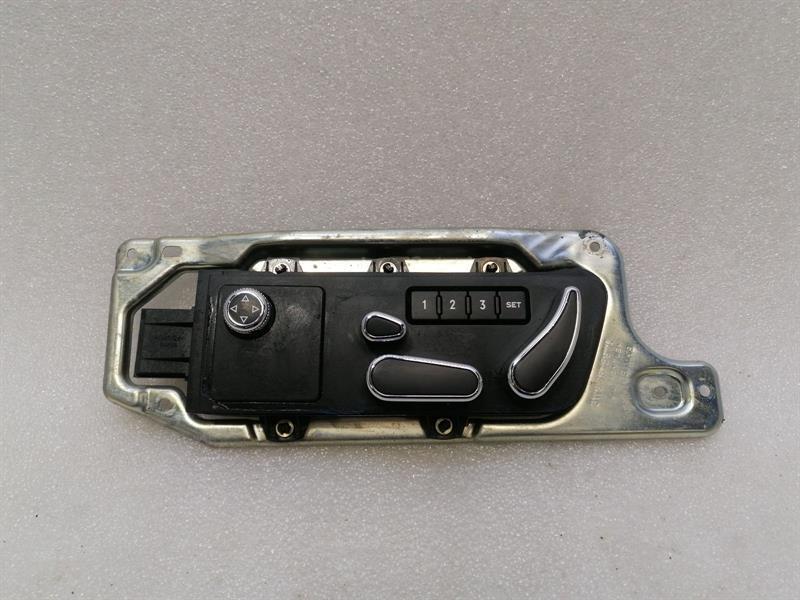 Bentley Continental GT 2024-... Bentley Continental GT Left Seat Memory Switch 3W0959765B Seat Switch Left