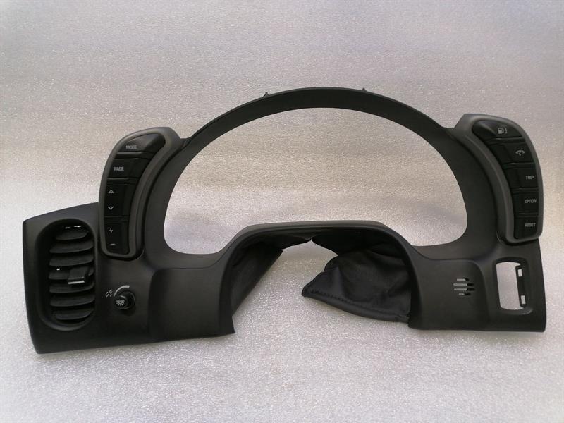 Chevrolet Corvette (C6) Chevrolet Corvette C6 15807290 Speedometer Cover Speedometer Bezel Bezel