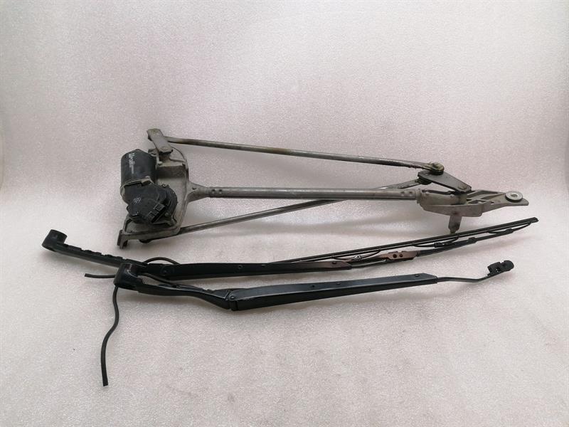 Chevrolet Corvette (C6) Chevrolet Corvette C6 Front Wiper Motor 15147565 Wiper Motor Front
