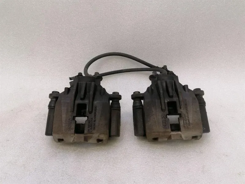 Chevrolet Corvette C6 brake caliper 19208040 brake caliper rear set rear set