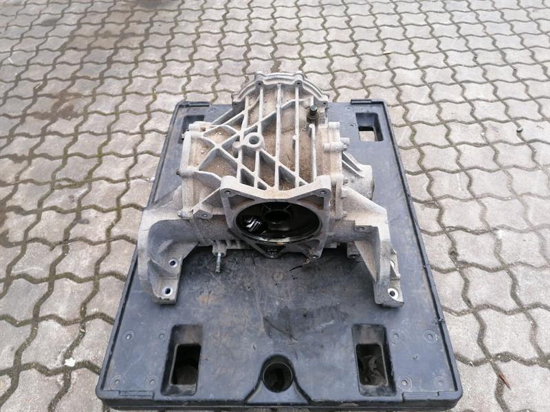 Chevrolet Corvette (C6) CHEVROLET CORVETTE C6 Rear Diff 12583200 Differential Rear 2.56 6 Speed Car. Body type: Coupe
Fuel: Petrol
