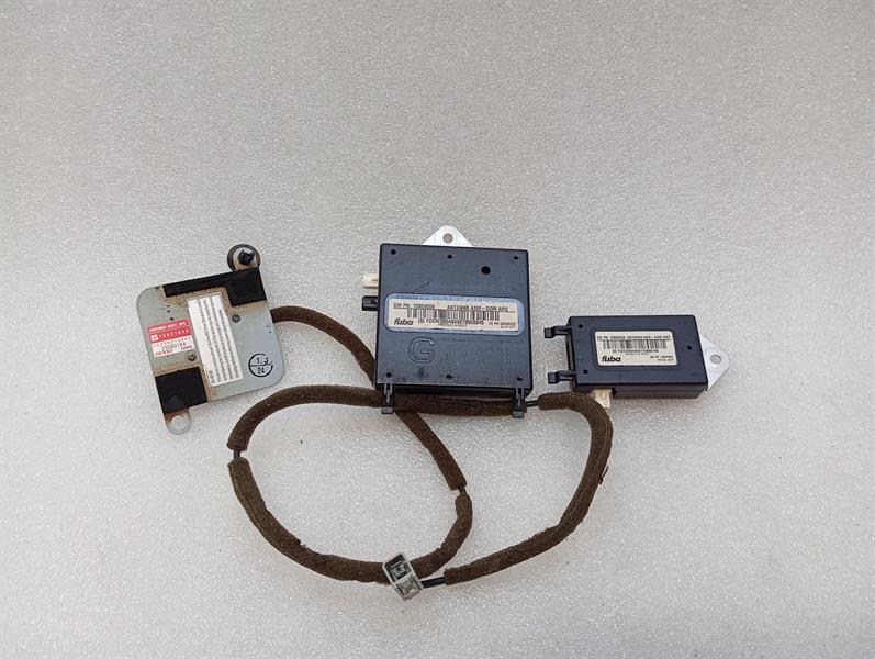Chevrolet Corvette (C6) Chevrolet Corvette C6 Aerial / Antenna 15850056 Antenna Body type: Convertible
Fuel: Petrol