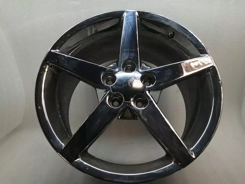 Chevrolet Corvette (C6) CHEVROLET CORVETTE C6 Alloy Wheel 9594348 Alloy Rim 19X10JX79 Body type: Convertible
Fuel: Petrol