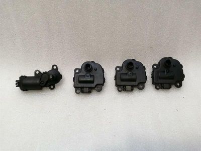 CHEVROLET CORVETTE C6 Entlüftungsklappenmotor 52411997 Servomotor HVAC-Klappe 52405614