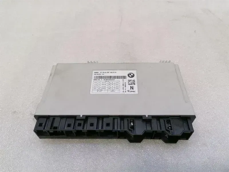 BMW 7 (F01 / F02 / F03 / F04) BMW 7 series F02 F01 SEAT electronic module 9257102 control unit seat Body type: Saloon
Fuel: Petrol