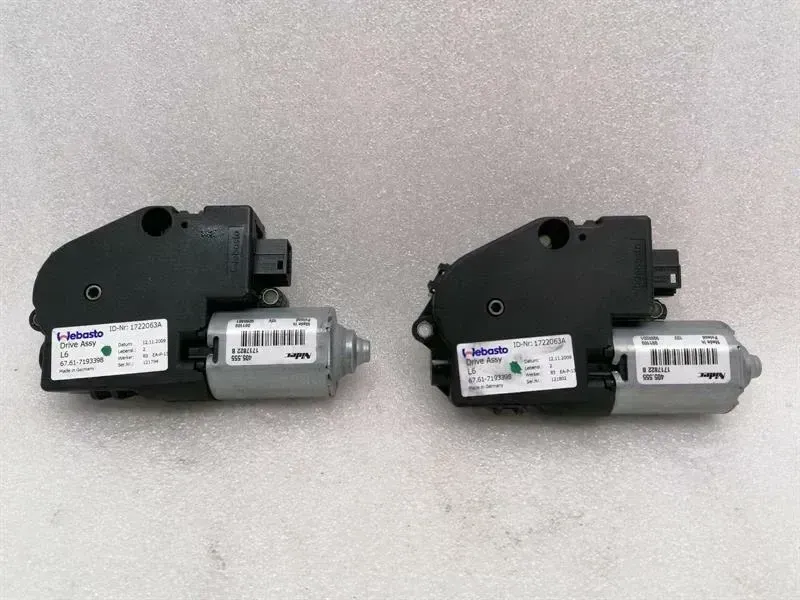BMW 7 (F01 / F02 / F03 / F04) BMW 7 Series F02 F01 Sun Roof Engine Set 7193398 Sunroof Motor Kit Body type: Saloon
Fuel: Petrol