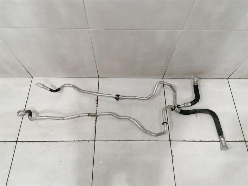 BMW 7 (F01 / F02 / F03 / F04) BMW 7 series F02 F01 pipe 7591898 hose oil set of 2 7591900 Body type: Saloon
Fuel: Petrol