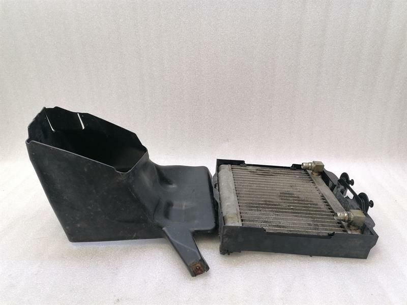 BMW 7 (F01 / F02 / F03 / F04) BMW 7 series F02 F01 oil radiator 7570103 oil cooler radiator Body type: Saloon
Fuel: Petrol