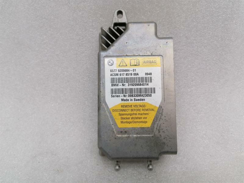 BMW 7 (F01 / F02 / F03 / F04) BMW 7 series F02 F01 Safety Module ECU 9209684 Air Control Unit SRS Body type: Saloon
Fuel: Petrol