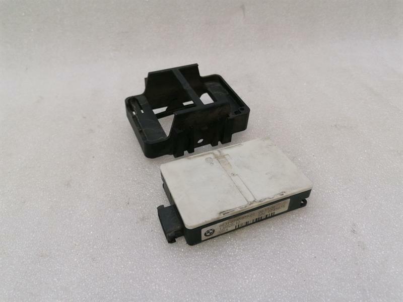 BMW 7 (F01 / F02 / F03 / F04) BMW 7 Series F02 F01 Blind Spot Radar - Sensor 6790877 Radar Sensor ACC SRR Body type: Saloon
Fuel: Petrol