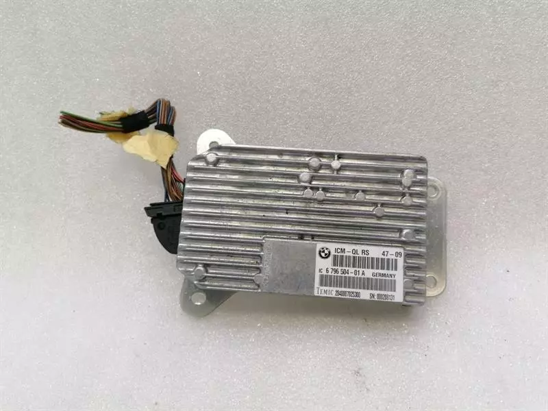 BMW 7 (F01 / F02 / F03 / F04) BMW 7 series F02 F01 ICM Dynamic Drive module 6796504 ECU ICM Body type: Saloon
Fuel: Petrol