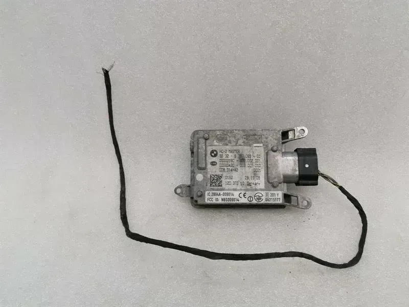 BMW 7 (F01 / F02 / F03 / F04) BMW 7 series F02 F01 blind spot radar 6797085 control unit track change sensor Body type: Saloon
Fuel: Petrol