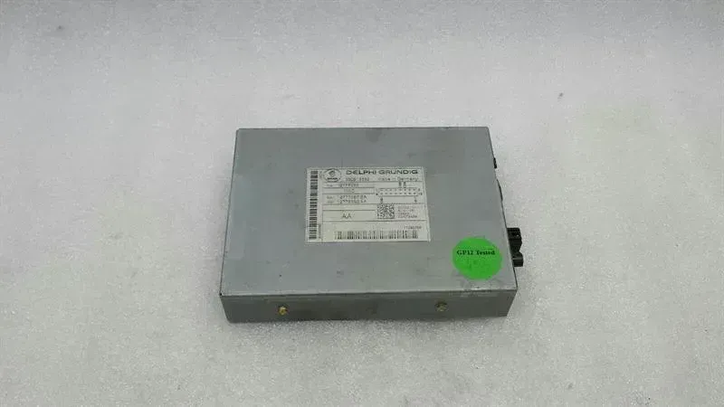 Saab 9-3 SAAB 9-3 radio receiver 12777286 audio controller Body type: Unknown
Fuel: Unknown