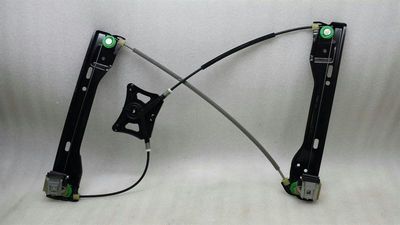 Mercedes W204 лява предна врата A2047202979 стъкло регулатор предна лява FLH