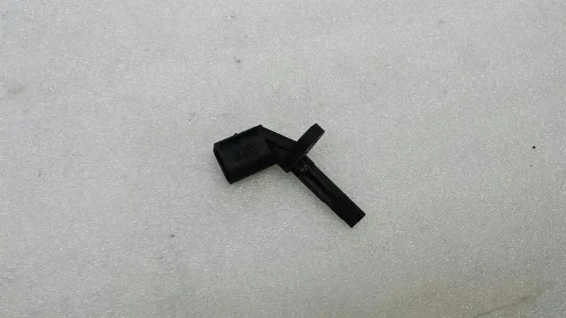 Audi A4 (B9) Audi A4 8K Front ABS Sensor 4E0927803D Front ABS Sensor Body type: Unknown
Fuel: Unknown
