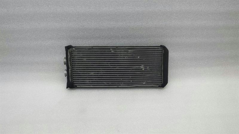 Jaguar XJ Jaguar XJ X300 Heater Matrix JLM11949 Heat Exchanger Radiator 1996-2002 Body type: Unknown
Fuel: Unknown