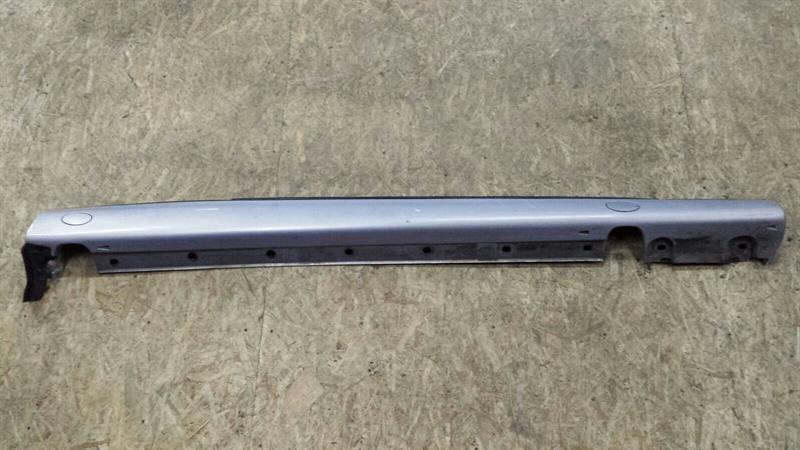 Mercedes-Benz CLA (C174 / C178) Mercedes CL W215 Side Sill Right A2156900240 Side Skirt Right Body type: Unknown
Fuel: Unknown