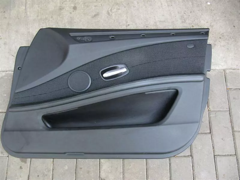 BMW 5 / i5 (G60 / G61) BMW 5 Series E60 Door Card Front Right 51418043418 Right Hand Drive RHD LCI ANTHRACITE Body type: Unknown
Fuel: Unknown