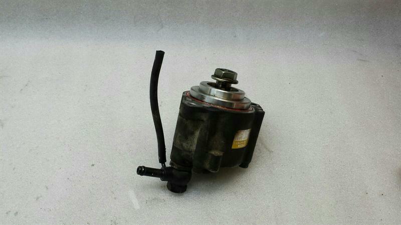 Toyota Hilux Toyota Hilux Vacuum Pump 2930067020 Vacuum Pump D4D 3.0D Body type: Unknown
Fuel: Unknown