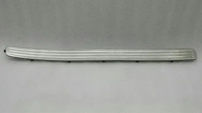 Volkswagen Touareg 7L FRH Einstiegsleiste 7L0853656C Tür Chromleiste Vorne Rechts