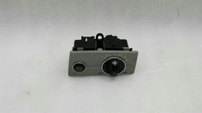 Mercedes E Class W211 RHD priekšējo lukturu slēdzis A2115450404 labā stūre