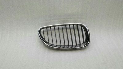 BMW Seria 5 E60 prawa przednia atrapa chłodnicy 7065702 prawa atrapa chłodnicy