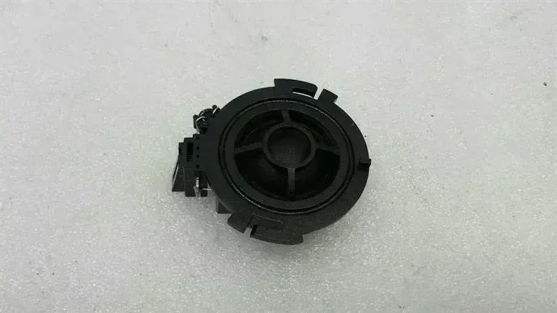 Audi Q7 (4L) Audi Q7 4L speakers 4F0035399A loudspeaker tweeter Body type: SUV
Fuel: Diesel