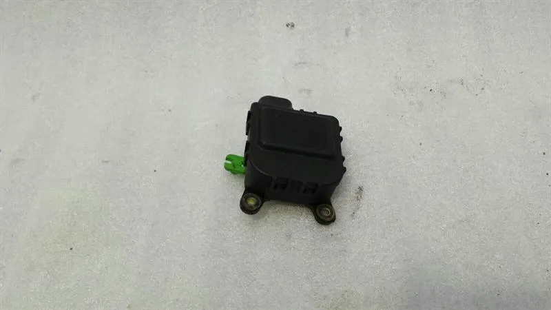 Porsche 911 Carrera Vent Flap Engine 1J1907511D Servo Motor