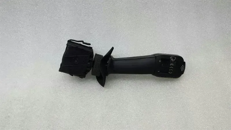 BMW 5 / i5 (G60 / G61) BMW 5 Series E39 E38 Wiper Stalks Switch 8352171 WINDSHIELD WIPER SWITCH Body type: Unknown
Fuel: Unknown